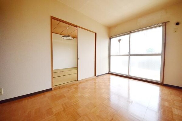 クレスト中島の物件内観写真